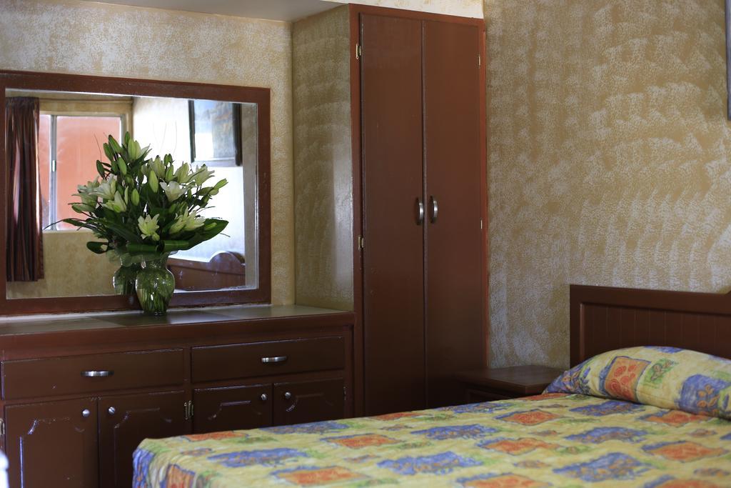 Hacienda Del Indio Hotel เม็กซิกาลิ ภายนอก รูปภาพ